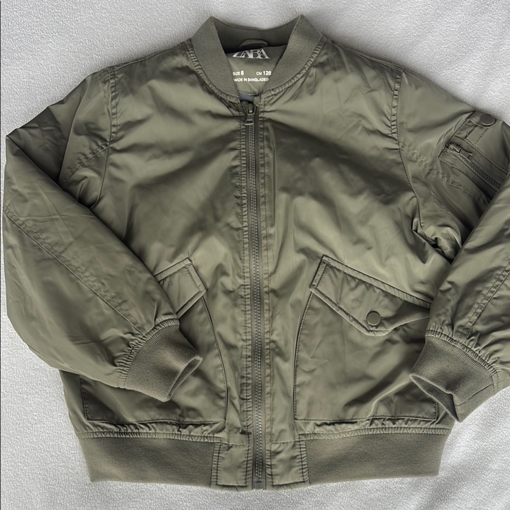 Zara Boy’s Size 8 Olive Bomber Jacket